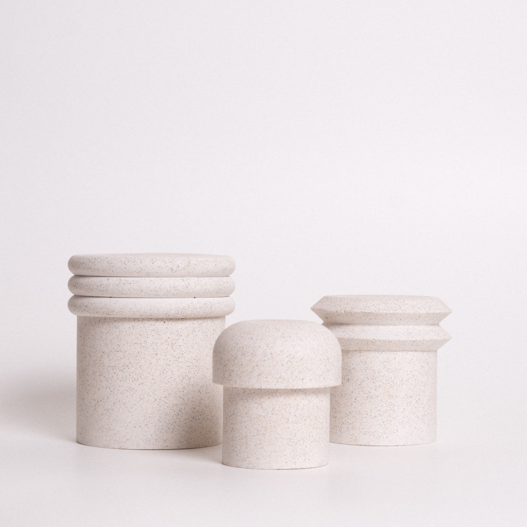 Top heavy JAR WHITE