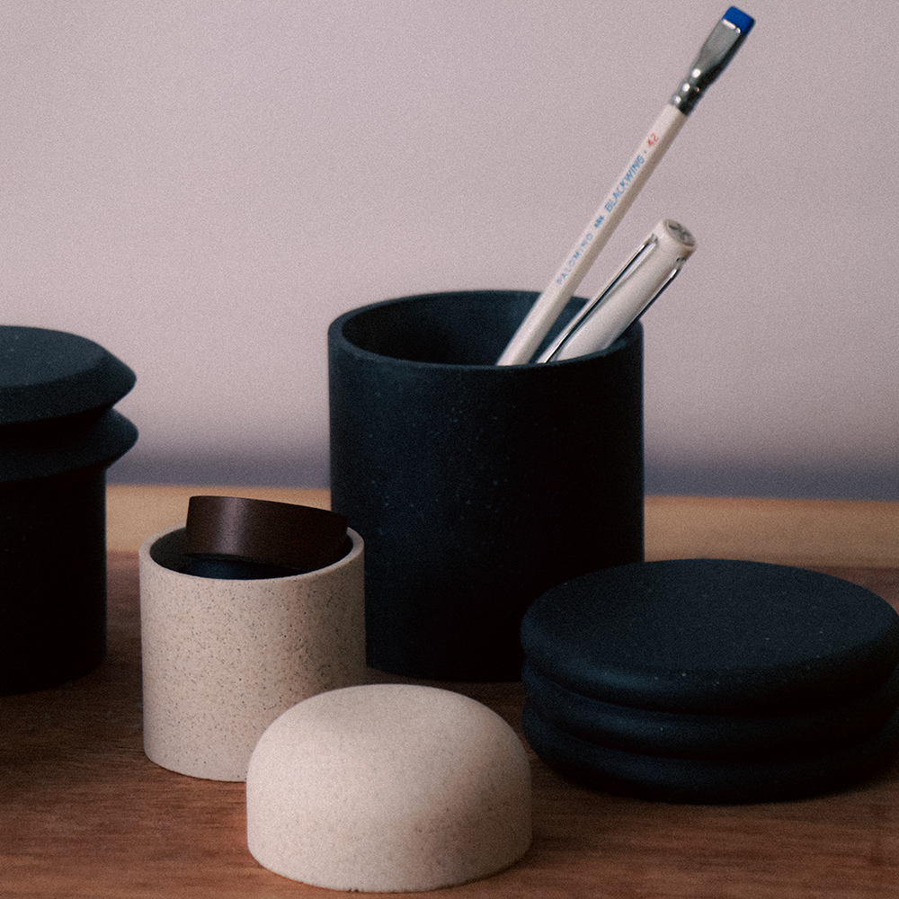 Top heavy JAR BLACK